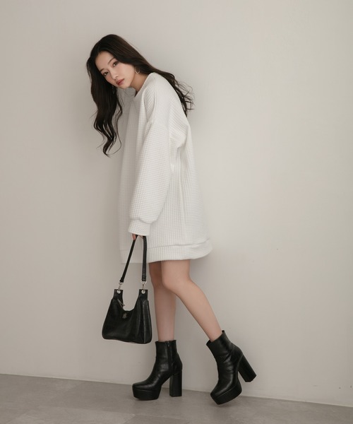 ANDGEEBEE(アンジービー)の「【UNISEX】ジャガードワッフルトップス(その他トップス・レディース・ホワイト/ブラック・MEDIUM)」の3枚目の写真