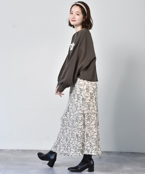 RETRO GIRL（レトロガール）の「ロゴショートトレーナー（スウェット・レディース・オフホワイト/チャコールグレー/ライトグレー/オレンジ・FREE）」の17枚目の写真