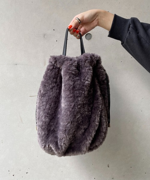 CAPRICIEUX LE'MAGE（カプリシューレマージュ）の「ぷっくりエコファーバッグ（ショルダーバッグ・レディース・アイボリー/グレー・FREE）」の16枚目の写真