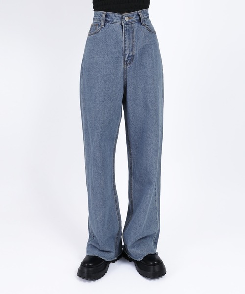 WC（ダブル シー）の「ストレートデニムパンツ（デニムパンツ・レディース・ブルー・FREE）」の2枚目の写真