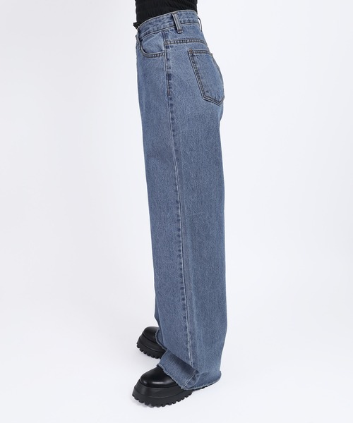 WC（ダブル シー）の「ストレートデニムパンツ（デニムパンツ・レディース・ブルー・FREE）」の3枚目の写真
