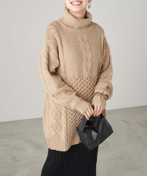 Chaco closet(チャコ クローゼット)の「ランダムケーブル編みタートルネックニット(ニット/セーター・レディース・ベージュ/アイボリー/グリーン/キャメル/パープル/カーキ・FREE)」の11枚目の写真