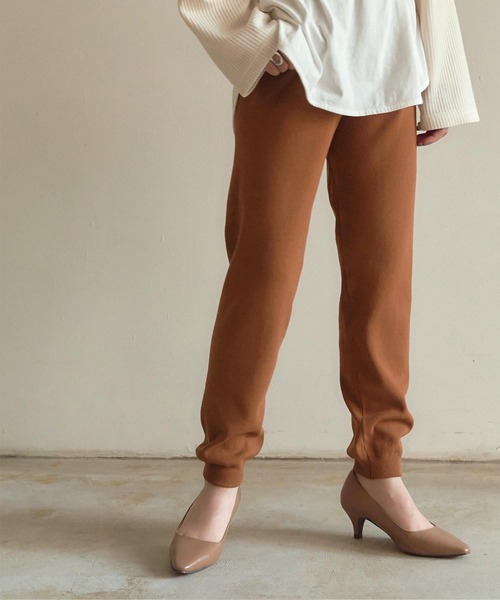 titivate(ティティベイト)の「ニットジョガーパンツ(その他パンツ・レディース・アイボリー/キャメル/ブラック・S/M/L)」の3枚目の写真