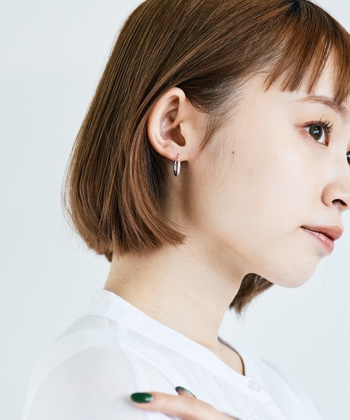 wiwa(ウィワ)の「wiwa:SILVER SMALL HOOP PIERCE スモール フープ ピアス(ピアス(両耳用)・レディース・シルバー/ゴールド・FREE)」の6枚目の写真
