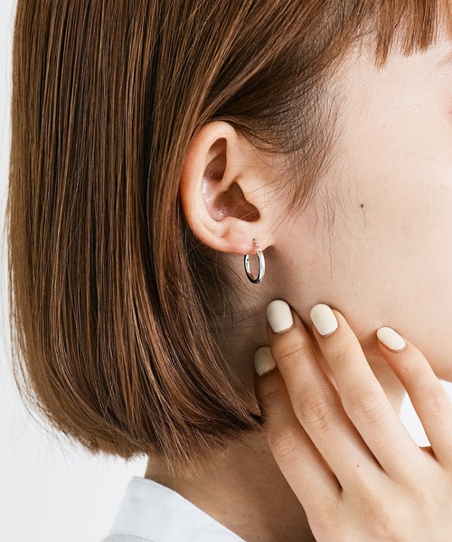 wiwa(ウィワ)の「wiwa:SILVER SMALL HOOP PIERCE スモール フープ ピアス(ピアス(両耳用)・レディース・シルバー/ゴールド・FREE)」の12枚目の写真