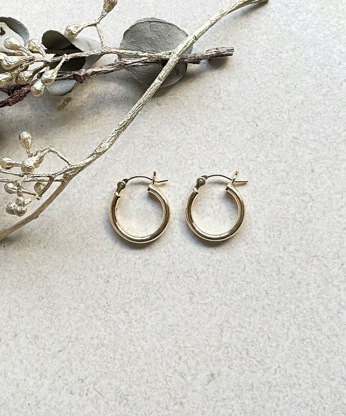 wiwa(ウィワ)の「wiwa:SILVER SMALL HOOP PIERCE スモール フープ ピアス(ピアス(両耳用)・レディース・シルバー/ゴールド・FREE)」の8枚目の写真