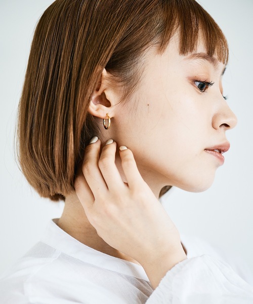 wiwa(ウィワ)の「wiwa:SILVER SMALL HOOP PIERCE スモール フープ ピアス(ピアス(両耳用)・レディース・シルバー/ゴールド・FREE)」の13枚目の写真