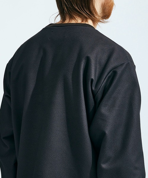 UNITED TOKYO(ユナイテッドトウキョウ)の「ダウンファブリックプルオーバー(Tシャツ/カットソー・メンズ・ブラック/アイボリー・1/2/3)」の21枚目の写真