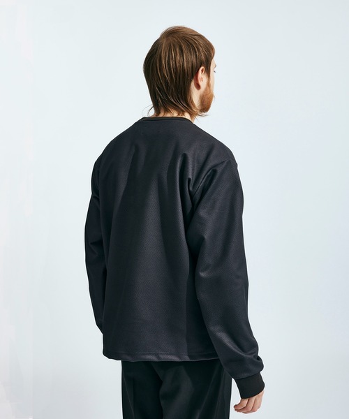 UNITED TOKYO(ユナイテッドトウキョウ)の「ダウンファブリックプルオーバー(Tシャツ/カットソー・メンズ・ブラック/アイボリー・1/2/3)」の15枚目の写真