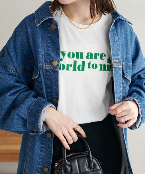 DISCOAT（ディスコート）の「【WEB限定】アメリカンロゴロングTシャツ（Tシャツ/カットソー・レディース・チャコールグレー/アイボリー/ホワイト×グリーン/ホワイト×ブラック/ピンク/ホワイト×ブルー/ホワイト系その他3/ホワイト×シルバー・FREE）」の3枚目の写真