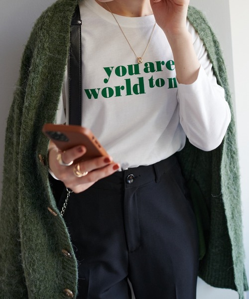 DISCOAT（ディスコート）の「【WEB限定】アメリカンロゴロングTシャツ（Tシャツ/カットソー・レディース・チャコールグレー/アイボリー/ホワイト×グリーン/ホワイト×ブラック/ピンク/ホワイト×ブルー/ホワイト系その他3/ホワイト×シルバー・FREE）」の22枚目の写真