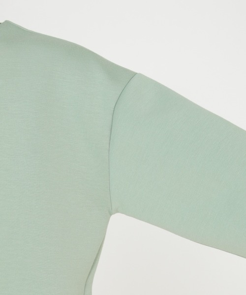 LBC(エルビーシー)の「【WEB限定】ボンディングコーディガン(ブルゾン・レディース・グリーン/ベージュ/ブラウン・L/M)」の6枚目の写真