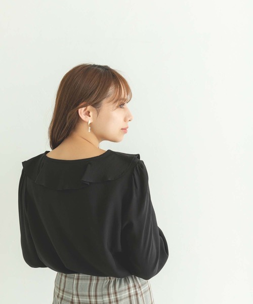 fifth(フィフス)の「レーヨンフリルカラーブラウス(シャツ/ブラウス・レディース・ホワイト/ブラック・M)」の9枚目の写真