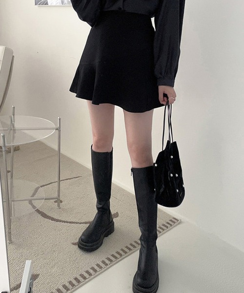 DAY CLOSET（デイ クローゼット）の「レディース 切り替えミニフレアヘムスカート（スカート・レディース・ブラック/ベージュ・M/L）」の4枚目の写真