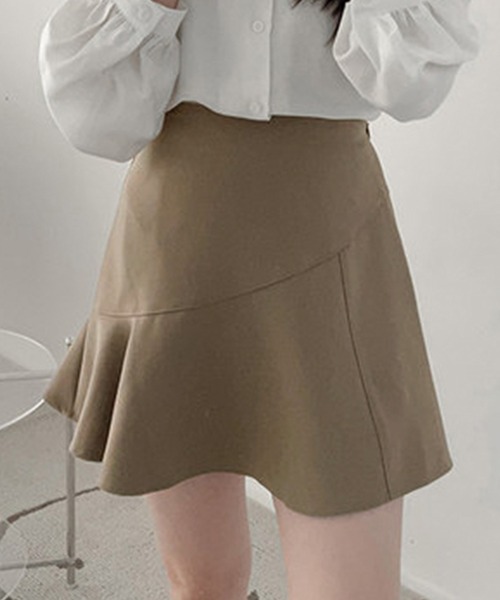 DAY CLOSET（デイ クローゼット）の「レディース 切り替えミニフレアヘムスカート（スカート・レディース・ブラック/ベージュ・M/L）」の9枚目の写真