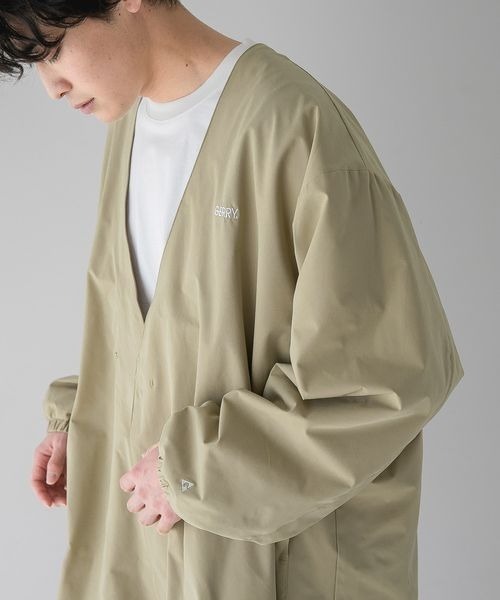 LOWRYS FARM（ローリーズファーム）の「ＧＥＲＲＹＳＴＲノーカラーコート　273396（ノーカラージャケット・メンズ・ブラック/ベージュ・MEDIUM/LARGE）」の14枚目の写真