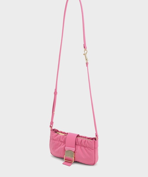 CHARLES & KEITH(チャールズ & キース)の「アスペン ルーシュドフォンポーチ / Aspen Ruched Phone Pouch(ボディバッグ/ウエストポーチ・レディース・グリーン/オレンジ/ライラック/ピンク・XS)」の19枚目の写真