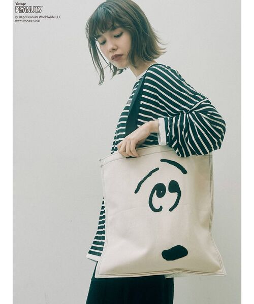 merry jenny（メリージェニー）の「PEANUTS tote bag（トートバッグ・レディース・オフホワイト/ブラック・FREE）」の4枚目の写真
