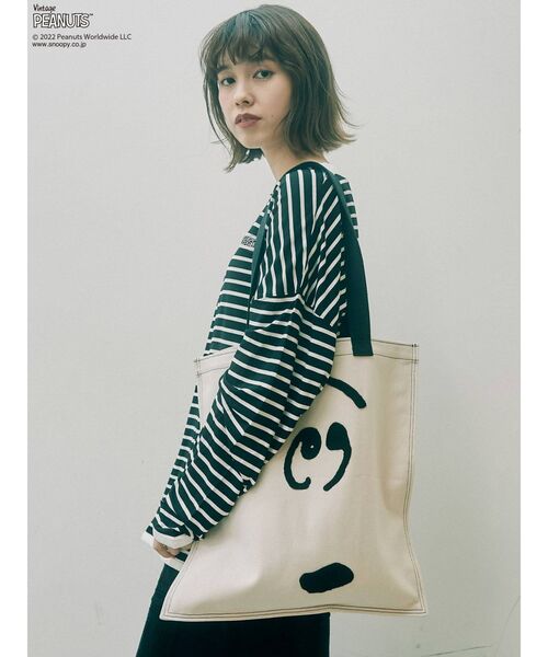 merry jenny（メリージェニー）の「PEANUTS tote bag（トートバッグ・レディース・オフホワイト/ブラック・FREE）」の6枚目の写真