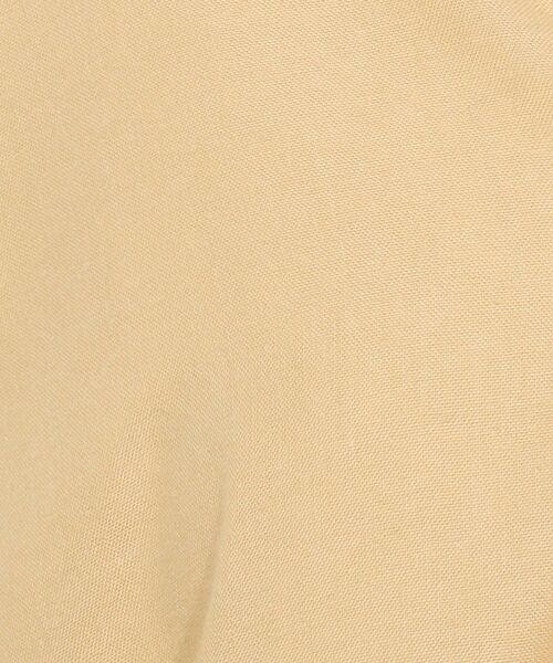 SHOO・LA・RUE（シューラルー）の「◆【洗濯機可/麻混/ドライタッチ】フレンチリネン前開きシャツ（シャツ/ブラウス・レディース・チャコールグレー/ライトブルー/ダークブラウン/イエロー/グリーン/ライトベージュ/グリーン系その他4/ホワイト系/ブラック系1/ブラック系2/ネイビー系2/ピンク系/オレンジ系その他4/ブルー系6/レッド系4/ダークグリーン系2・02/03/04）」の19枚目の写真