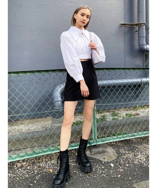 EMODA（エモダ）の「ワイドタックショートパンツ（その他パンツ・レディース・ブラック/ベージュ・SMALL/MEDIUM）」の7枚目の写真