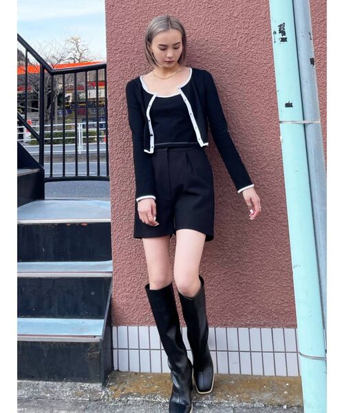 EMODA（エモダ）の「ワイドタックショートパンツ（その他パンツ・レディース・ブラック/ベージュ・SMALL/MEDIUM）」の12枚目の写真