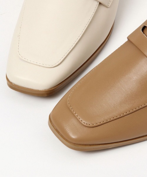 Andemiu（アンデミュウ）の「ヒールローファー279667（ローファー・レディース・ホワイト/ベージュ/ブラック・LARGE/SMALL/MEDIUM）」の12枚目の写真