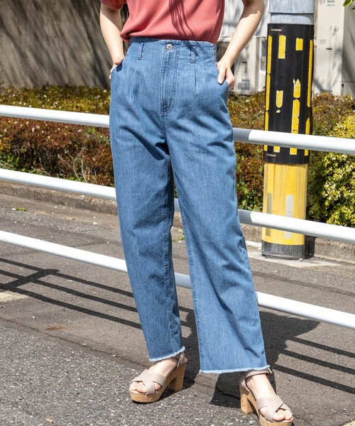 Honeys（ハニーズ）の「ストレートパンツ（デニムパンツ・レディース・ホワイト/ベージュ/ブルー/ブルー系その他・S/M/L）」の6枚目の写真