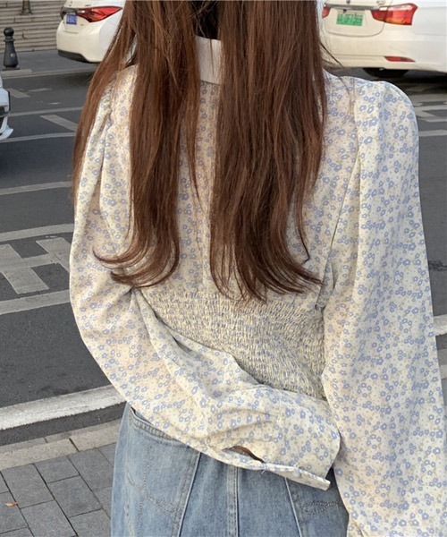 VIBGYOR Women（ヴィブジョー　ウィメン）の「【KOREA SELECT】ビックカラー フラワープリント ブラウス（シャツ/ブラウス・レディース・アイボリー・FREE）」の5枚目の写真