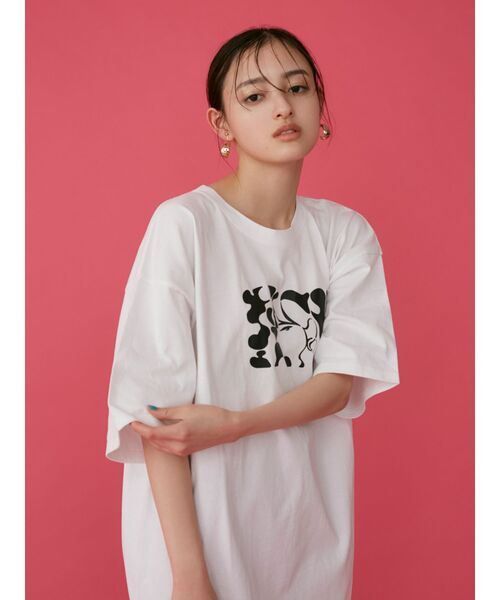 MURUA（ムルーア）の「【MURUA×hiroki nishiyama】MONOTONE GIRL Tシャツ（Tシャツ/カットソー・レディース・ホワイト/ブラック・FREE）」の2枚目の写真