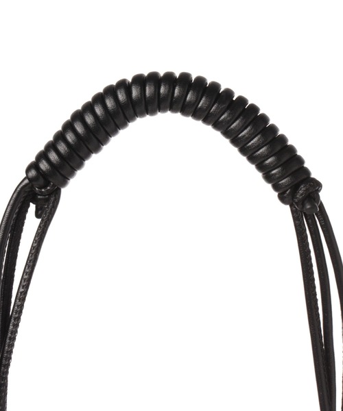 niko and...(ニコアンド)の「オリジナルマクラメ2WAYショルダーバッグ(ショルダーバッグ・レディース・ブラック/レッド/オフホワイト/ブルー・0)」の8枚目の写真