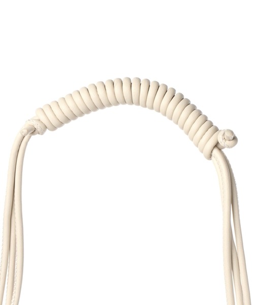 niko and...(ニコアンド)の「オリジナルマクラメ2WAYショルダーバッグ(ショルダーバッグ・レディース・ブラック/レッド/オフホワイト/ブルー・0)」の19枚目の写真