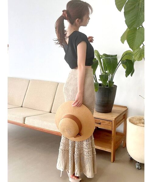 RESEXXY（リゼクシー）の「鈎針風ニットマーメイドスカート（スカート・レディース・アイボリー/ブラック/ブラウン/ベージュ・FREE）」の10枚目の写真