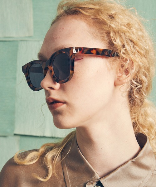 MAISON SPECIAL（メゾンスペシャル）の「《ユニセックスアイテム》フレームウェリントンサングラス【MAISON SPECIAL/メゾンスペシャル】（サングラス・メンズ・ホワイト/ライトグレー/ブラック/ブラウン/グレー/イエロー・FREE）」の15枚目の写真