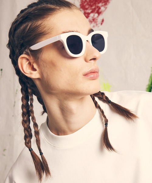 MAISON SPECIAL（メゾンスペシャル）の「《ユニセックスアイテム》フレームウェリントンサングラス【MAISON SPECIAL/メゾンスペシャル】（サングラス・メンズ・ホワイト/ライトグレー/ブラック/ブラウン/グレー/イエロー・FREE）」の18枚目の写真