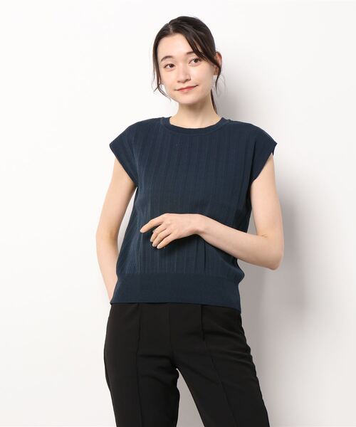 Te chichi TERRASSE（テチチテラス）の「プリーツ編みフレンチスリーブニット（ニット/セーター・レディース・ネイビー/モカ/オフホワイト・ﾌﾘ-）」の3枚目の写真