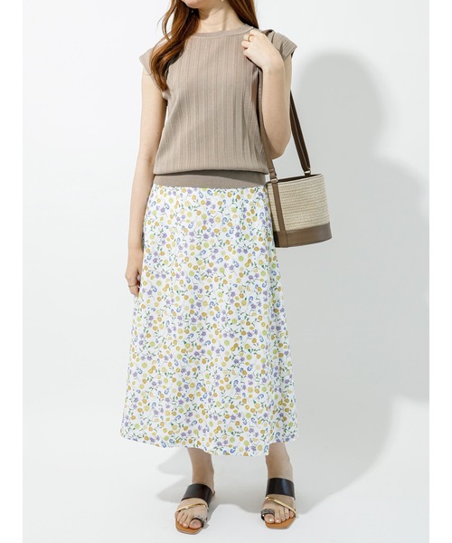 Te chichi TERRASSE（テチチテラス）の「プリーツ編みフレンチスリーブニット（ニット/セーター・レディース・ネイビー/モカ/オフホワイト・ﾌﾘ-）」の6枚目の写真