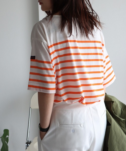 COURO（コウロ）の「ボートネックバスクパネルボーダーTシャツ（Tシャツ/カットソー・レディース・オレンジ/ブルー・FREE）」の18枚目の写真