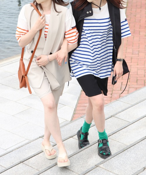 COURO（コウロ）の「ボートネックバスクパネルボーダーTシャツ（Tシャツ/カットソー・レディース・オレンジ/ブルー・FREE）」の8枚目の写真