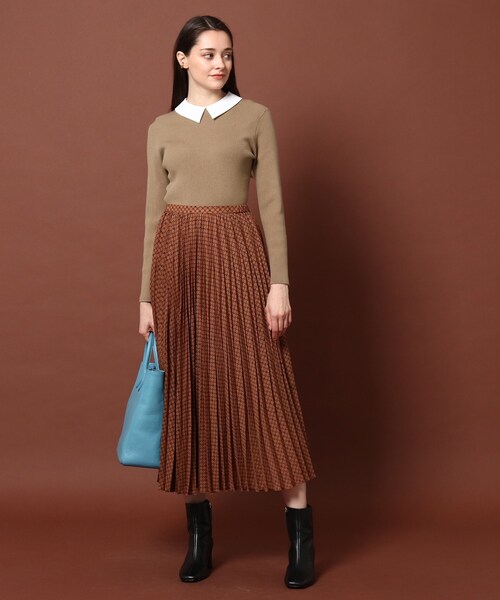 DRESSTERIOR(ドレステリア)の「◆【2WAY/CLASSY.12月号掲載】】デタッチャブルカラーリブニット(ニット/セーター・レディース・ブラック/ベージュ/ブルー/ボルドー・38/36)」の8枚目の写真