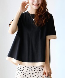大人の色合わせ夏の仕事服配色ブラウス