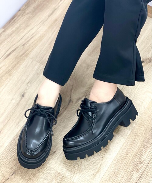 ESPERANZA(エスペランサ)の「厚底タンクソールモカシンレースアップシューズ(パンプス・レディース・ブラック・LL/S/M/L)」の1枚目の写真