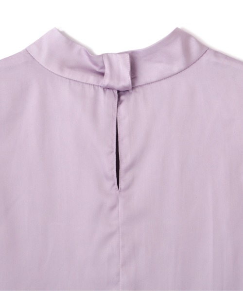 PROPORTION BODY DRESSING(プロポーションボディドレッシング)の「パフスリーブサテンブラウス / 1212210702(シャツ/ブラウス・レディース・ベージュ/パープル/カーキ・FREE)」の20枚目の写真