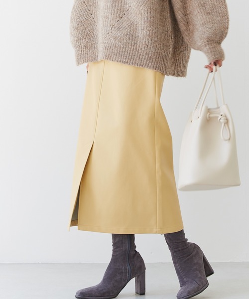 LAVEANGE（ラビアンジェ）の「合皮タイトスカート（スカート・レディース・ブラック/イエロー・LL/3L/4L/M/L）」の3枚目の写真