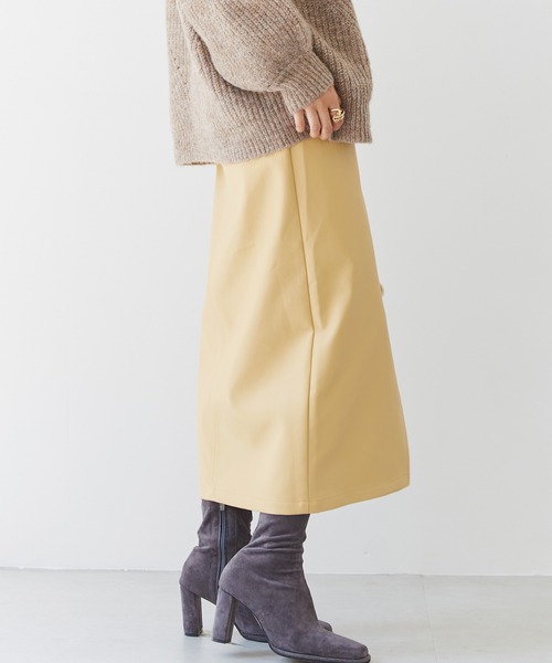 LAVEANGE（ラビアンジェ）の「合皮タイトスカート（スカート・レディース・ブラック/イエロー・LL/3L/4L/M/L）」の6枚目の写真