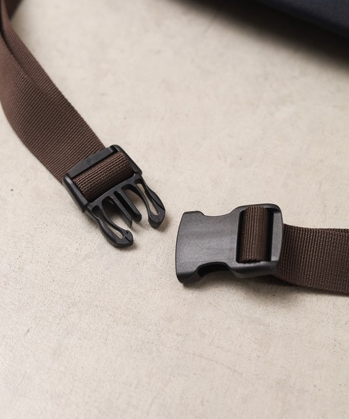 MAKAVELIC(マキャベリック)の「【62】【it】【MAKAVELIC】TRUCKS MONOCULAR WAIST BAG(ボディバッグ/ウエストポーチ・メンズ・ネイビー/ブラック・FREE)」の8枚目の写真