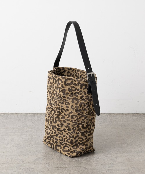 Omekashi（オメカシ）の「ワンハンドル ジャガードトートバッグ（トートバッグ・レディース・ブラック/ベージュ・ONE SIZE）」の14枚目の写真