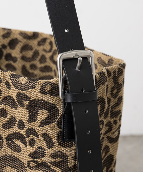 Omekashi（オメカシ）の「ワンハンドル ジャガードトートバッグ（トートバッグ・レディース・ブラック/ベージュ・ONE SIZE）」の16枚目の写真