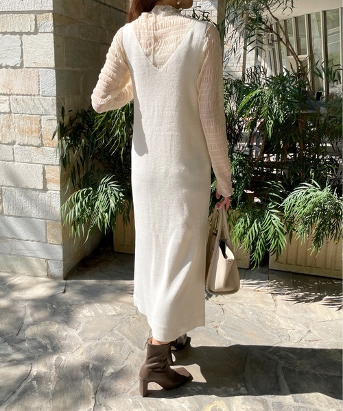 Meli rich（メリーリッチ）の「クロップド丈カーディガン＆ニットワンピース セットアップ（ワンピース・レディース・ベージュ/パープル/グレー/オフホワイト/チャコール・MEDIUM）」の15枚目の写真