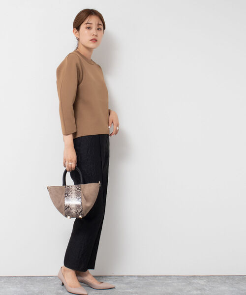 NOLLEY’S(ノーリーズ)の「スムース編みプルオーバーニット(ニット/セーター・レディース・ネイビー/ブルー/キャメル・38)」の8枚目の写真